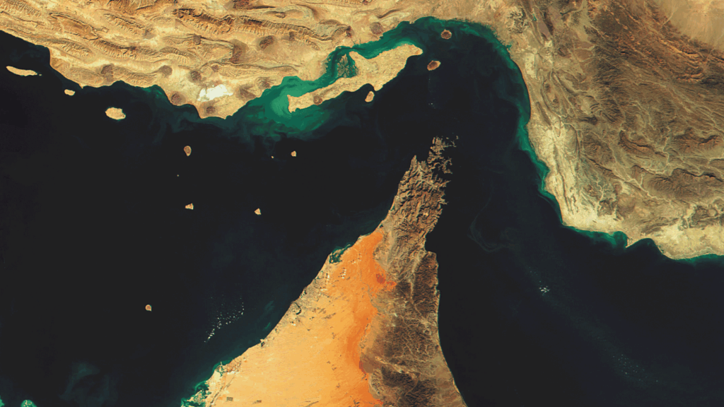 Hormuz sotto assedio: Israele, Iran e la sfida per le risorse globali nello “Stretto del potere”